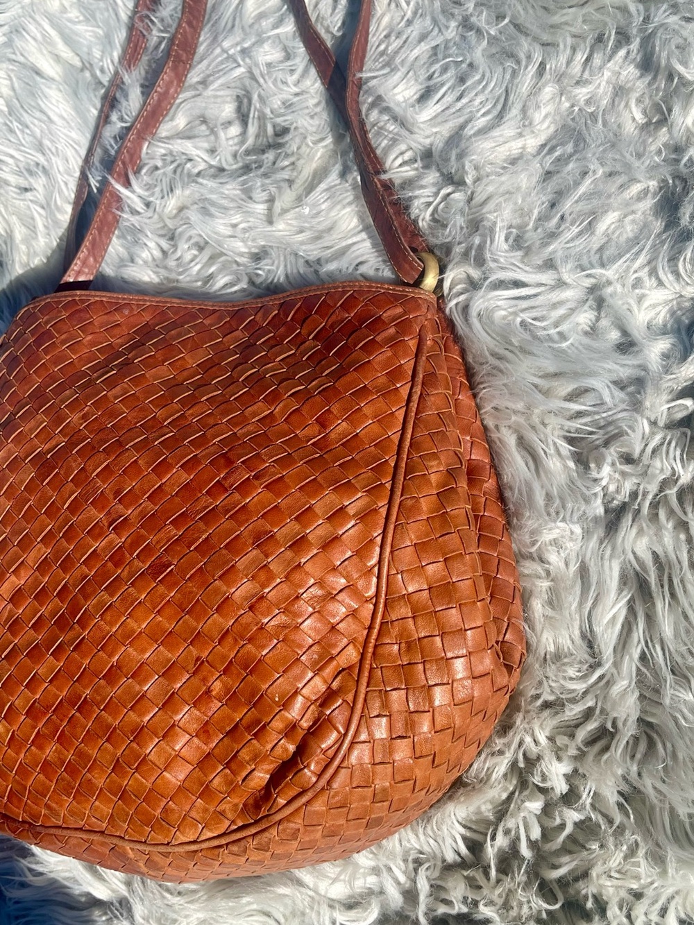 Vintage Bottega Veneta Intrecciato Leather Hobo Bag - Dual Aesthetic
1980s - Picture 4 of 17